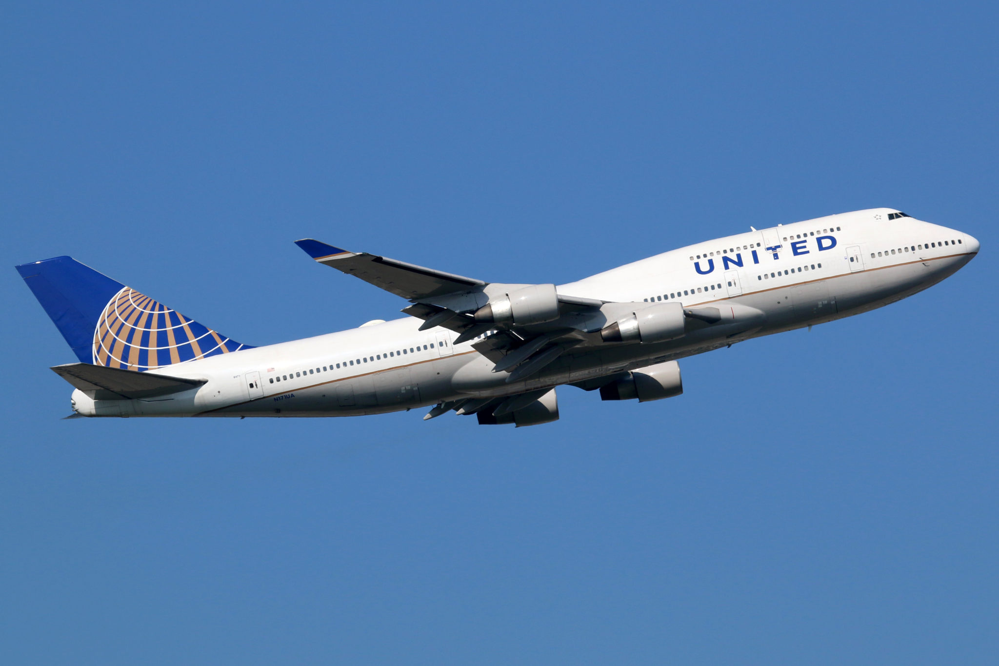 Multiple benefits Availed by United Airlines!