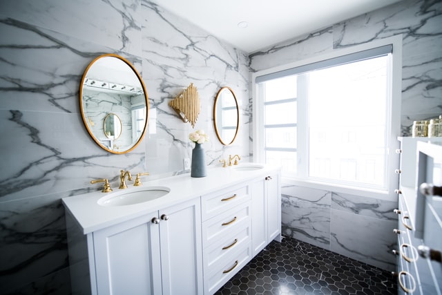 Love Baths? 7 Tips In Making Your Bathroom Look Expensive