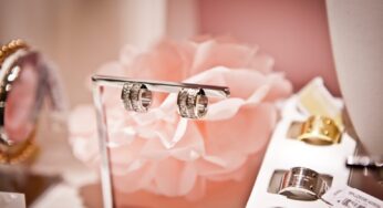 Ultimate Guide to Wearing Rings – How to Wear Plain Silver Rings