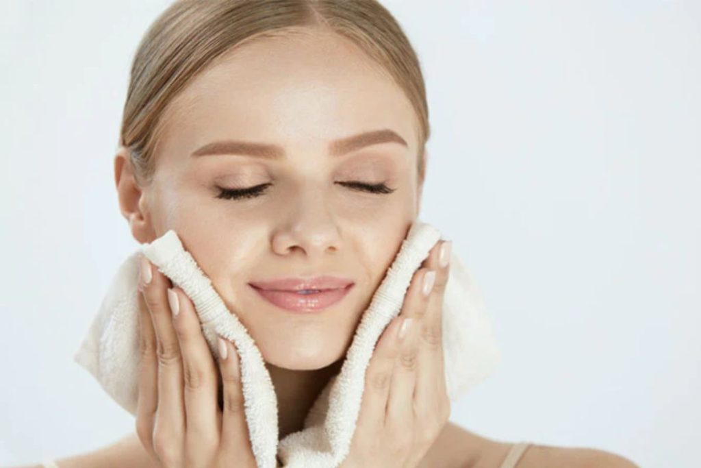 Top 5 Personal Grooming Checklist For Females