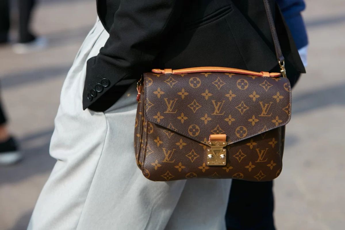 Designer Travel Bags  LOUIS VUITTON ® - Louis Vuitton