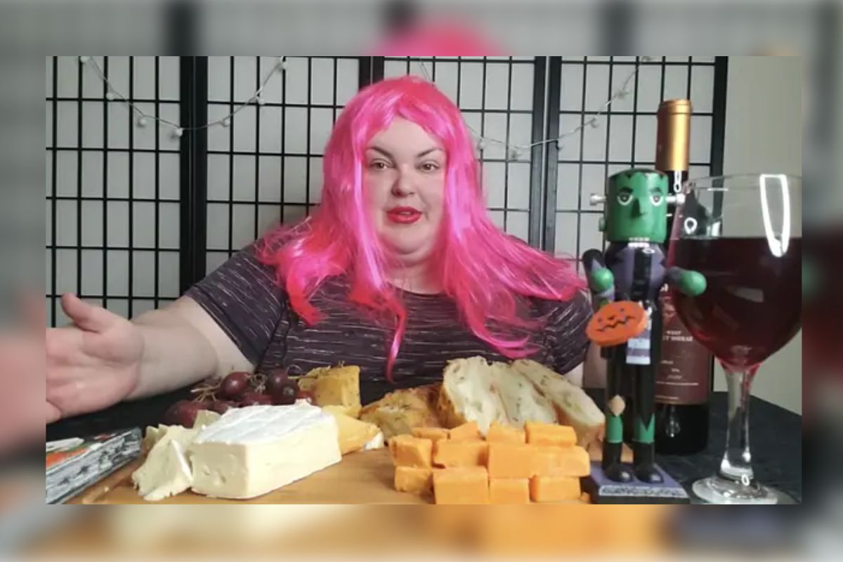 Mukbang YouTuber Chantal