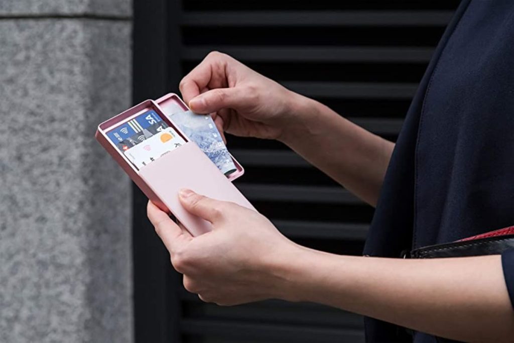 Do Aluminum Wallets Last Long?