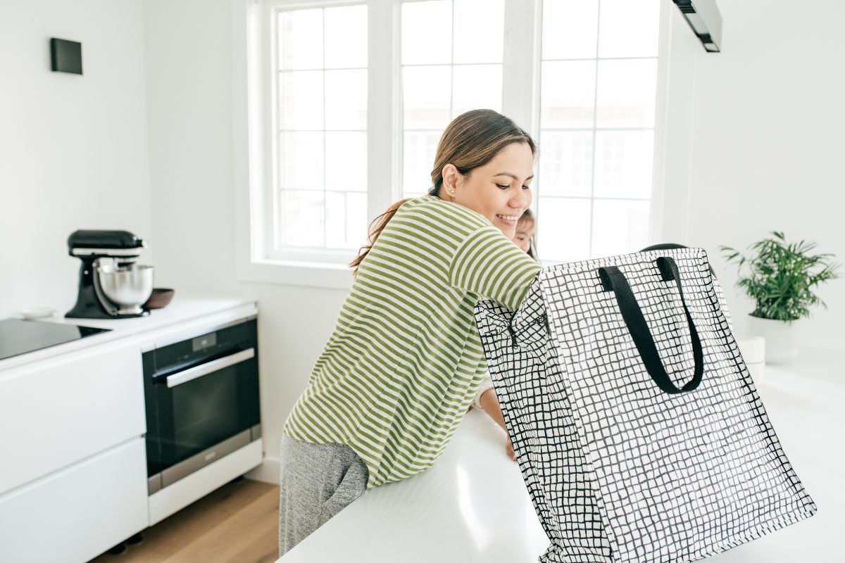 Use Reusable Bags