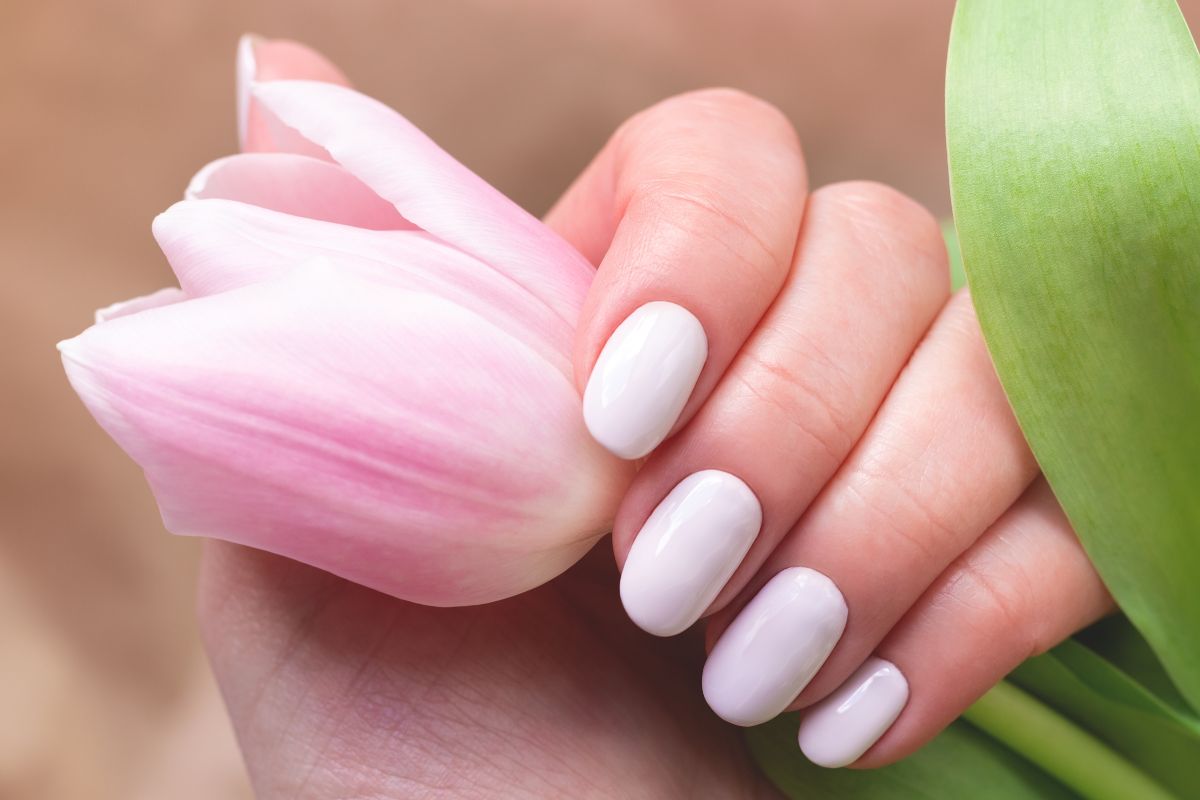 Why White Nails Are So Famous?