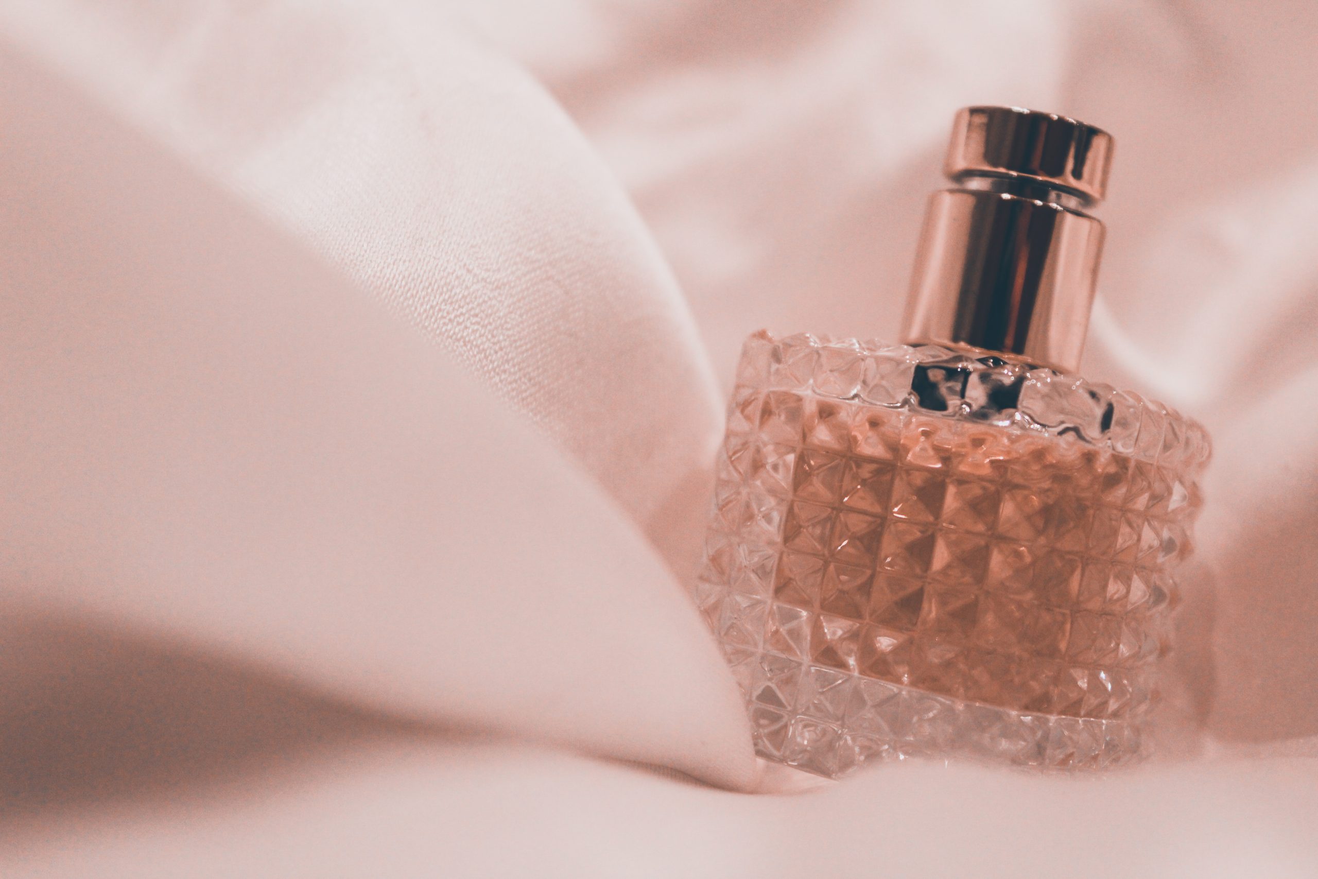 Exploring Niche Perfumes: Uncovering Hidden Gems In The Fragrances