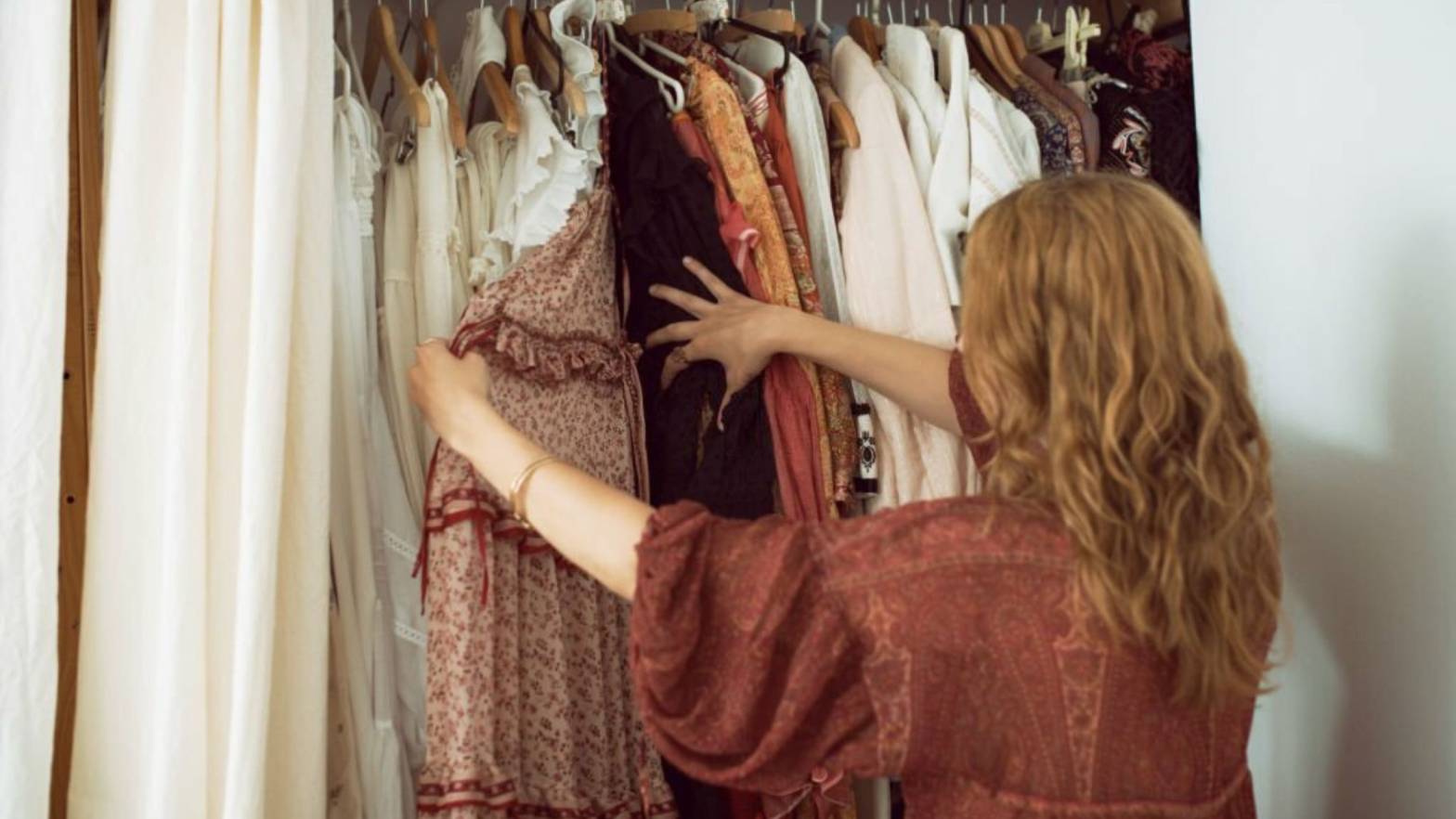 Organizing and Maximizing Space in Your Women's Closet