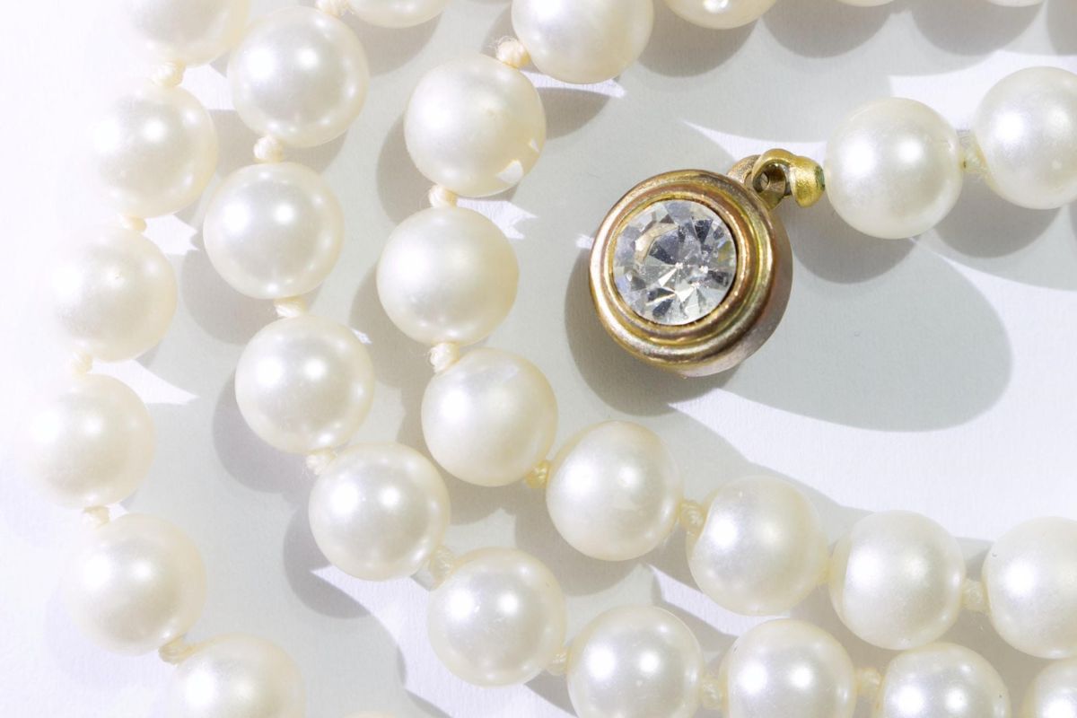 The Cultural Significance of Pearls in Weddings