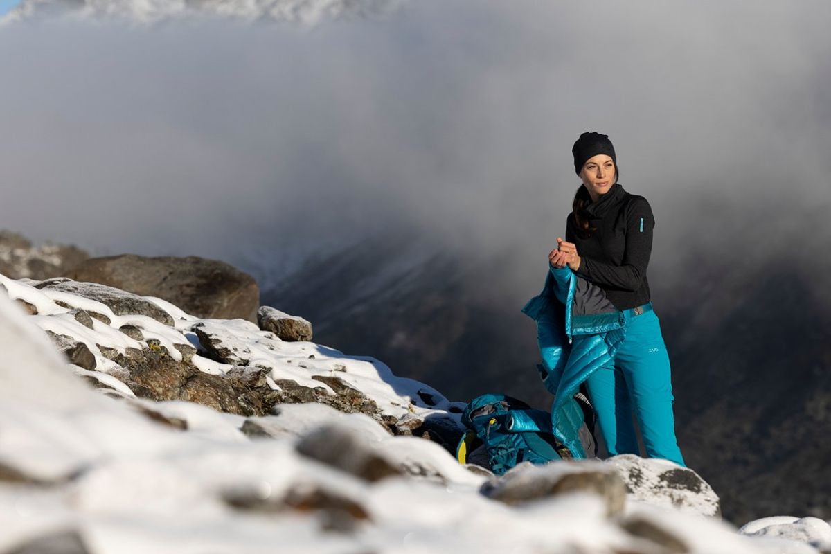 Why Merino Wool Is the Perfect Material for Women Travelers