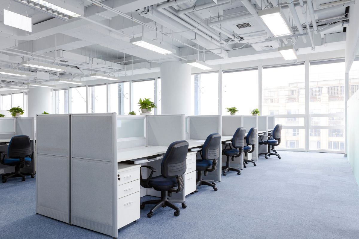 Essential Factors to Consider When Buying Office Furniture
