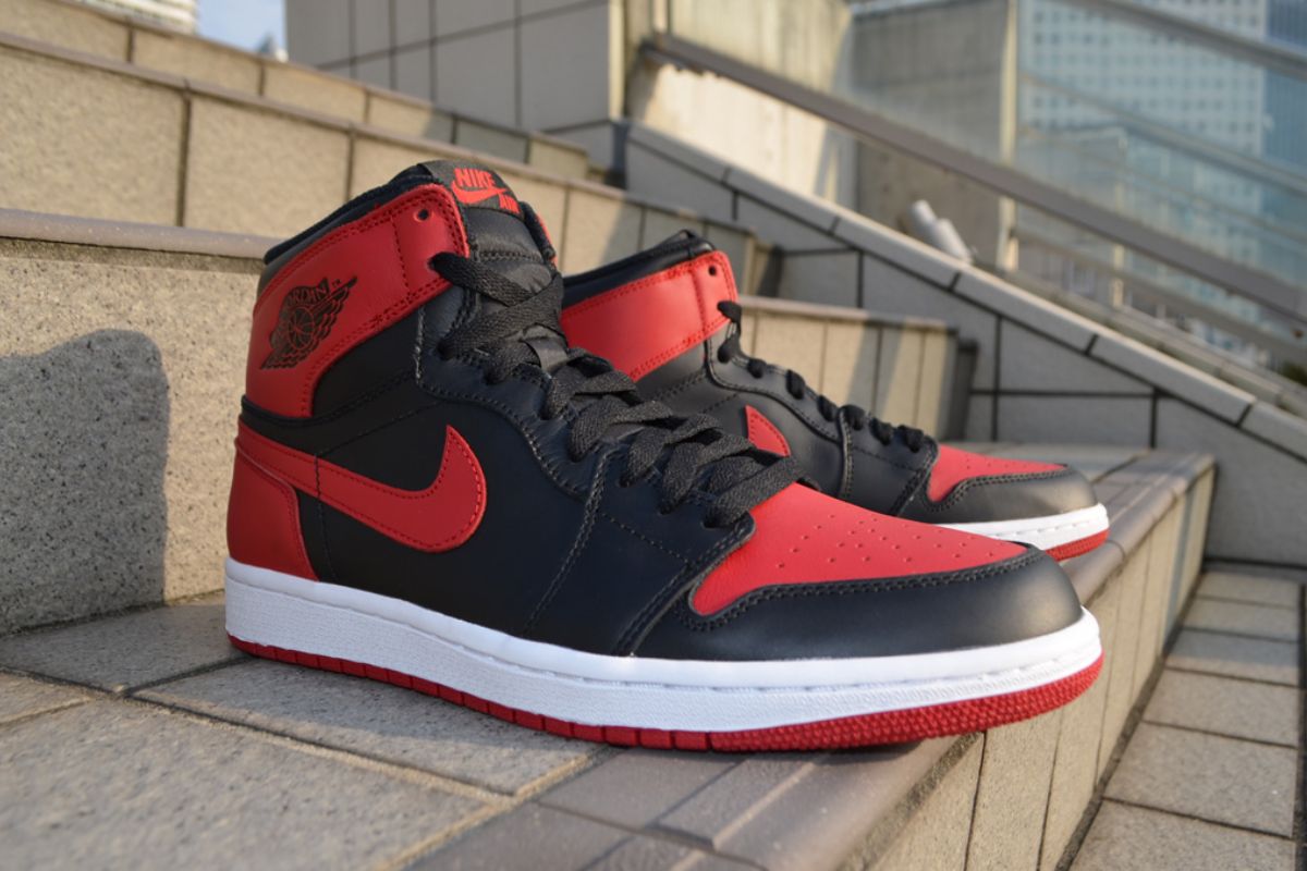 Black and Red Jordans 