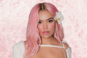 Karol G pink hair